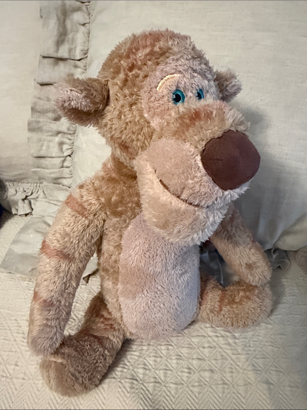 Christopher Robins Live Action 14" Large Tigger Plush